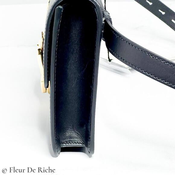 $1490 Gucci Sylvie Black Leather Web Logo Belt Bag / Clutch 476811 - Picture 6 of 7